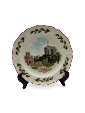 Wedgwood Windsor Castle Christmas 1980 Plate Vintage
